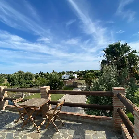 Quinta Mangueta Es Casa Con Piscina En Zahora Cerca De La Playa Holiday home Cadiz